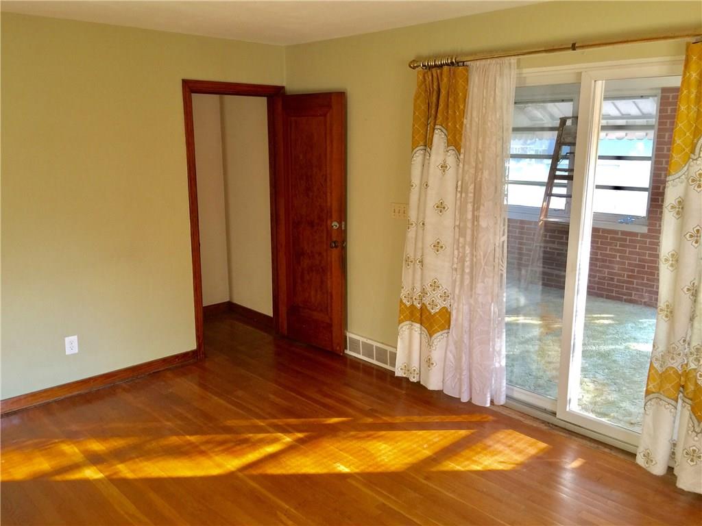 323 Scene Ridge Road McKeesport, PA 15133 - Photo 10 of 16 Gallery Image 10