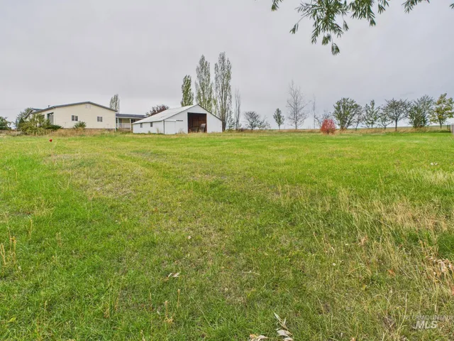 $350,000 | 523 3rd Street, Ferdinand, ID 83526