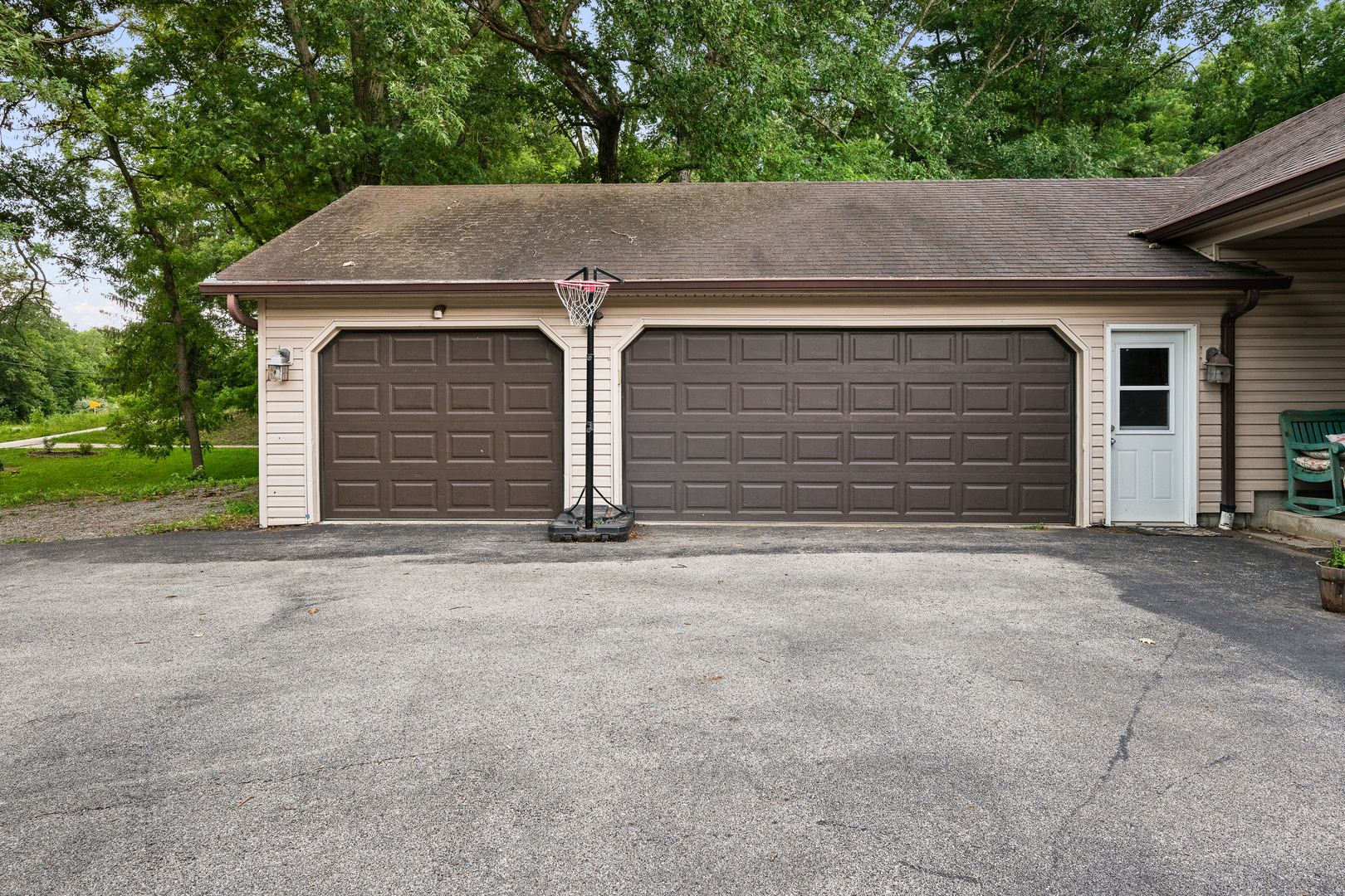 14422 Highway 67 Milan, IL 61264 - Photo 3 of 48