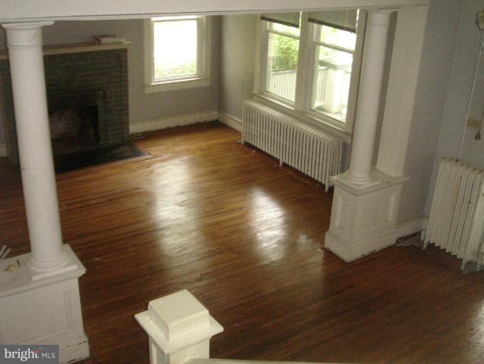 1213 Decatur Street Northwest Washington, DC 20011 - Photo 3 of 10 Interior (General)