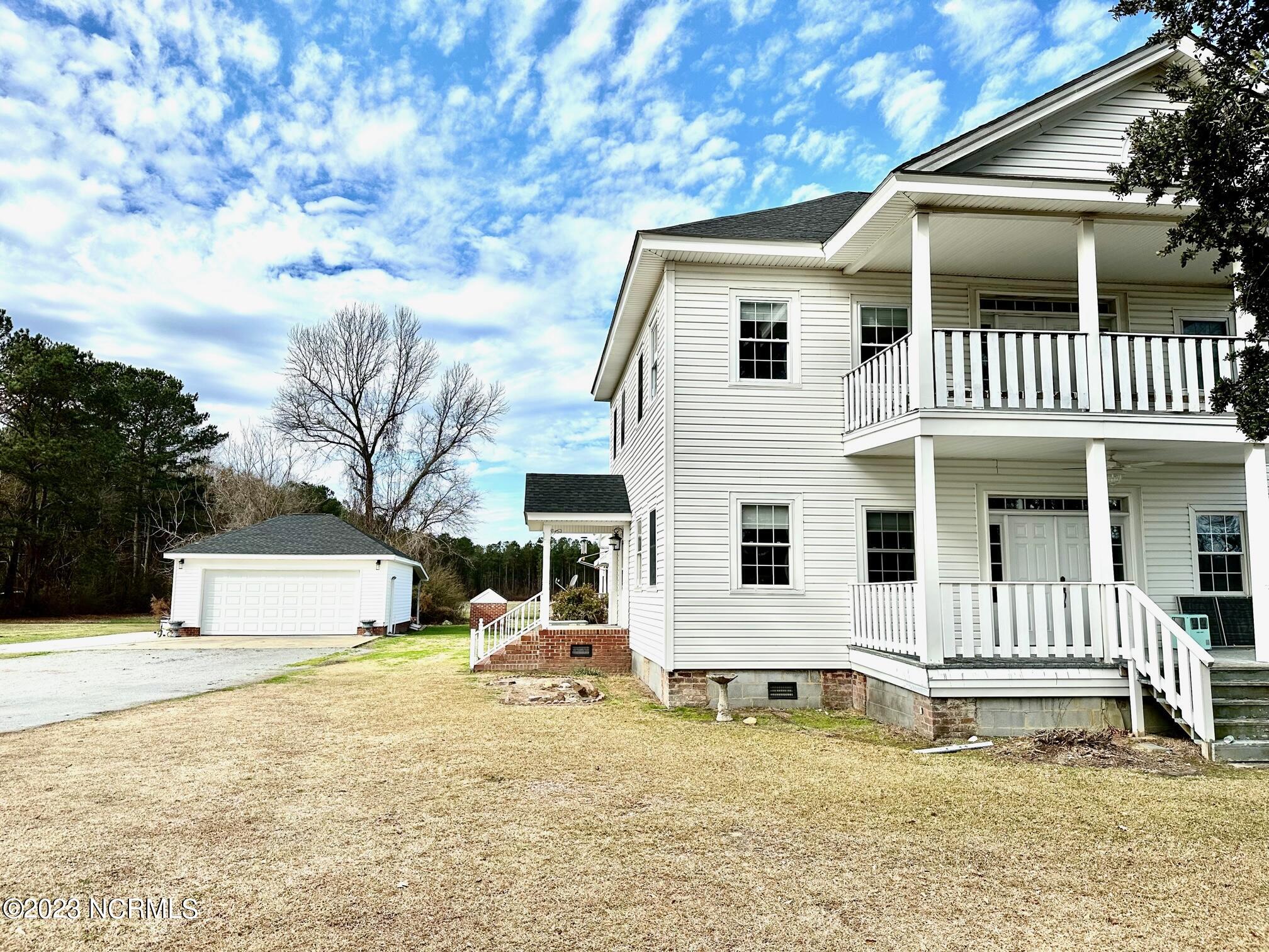 208 Dolph Lewis Road Chadbourn, NC 28431 - Photo 39 of 50 Side Home View