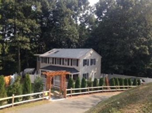 52 Grandview Road Haverhill, MA 01832 - Photo 2 of 25 Gallery Image 2
