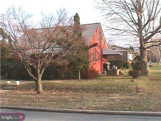 354 High Boulevard Reading, PA 19607 - Photo 2 of 2 Gallery Image 2