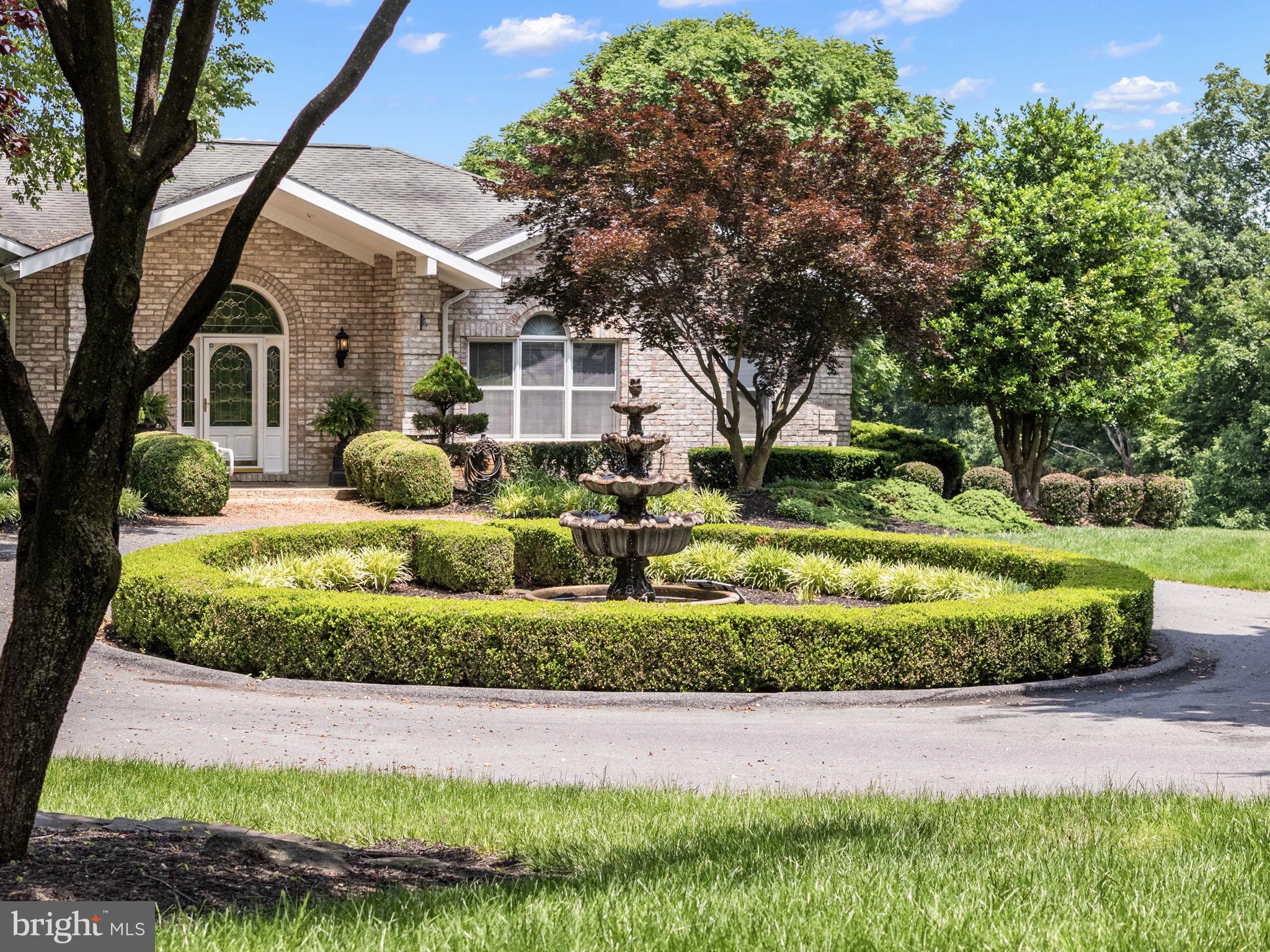 77 Lionheart Terrace Falling Waters, WV 25419 - Photo 14 of 79