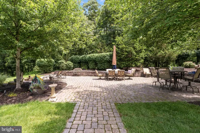 $1,295,000 | 77 Lionheart Terrace, Falling Waters, WV 25419