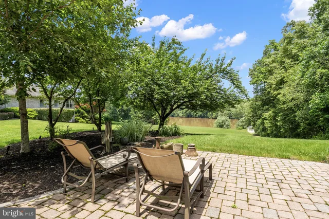 $1,295,000 | 77 Lionheart Terrace, Falling Waters, WV 25419