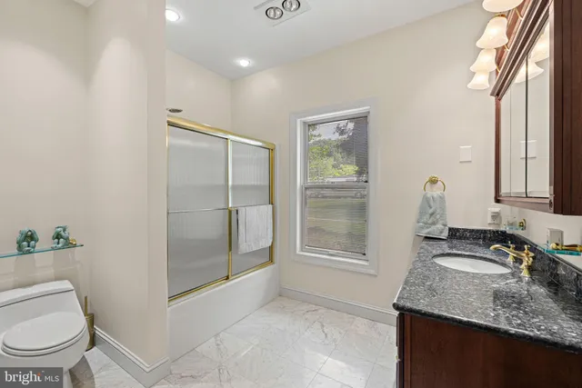 $1,295,000 | 77 Lionheart Terrace, Falling Waters, WV 25419