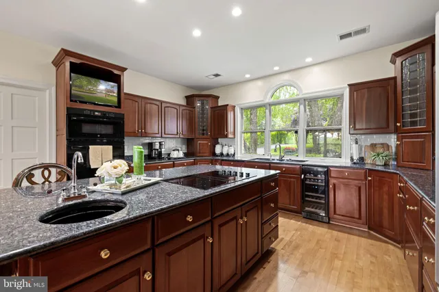 $1,295,000 | 77 Lionheart Terrace, Falling Waters, WV 25419