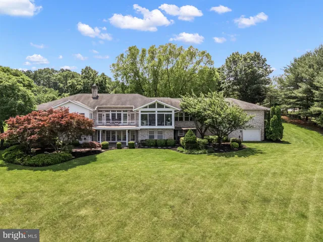 $1,295,000 | 77 Lionheart Terrace, Falling Waters, WV 25419