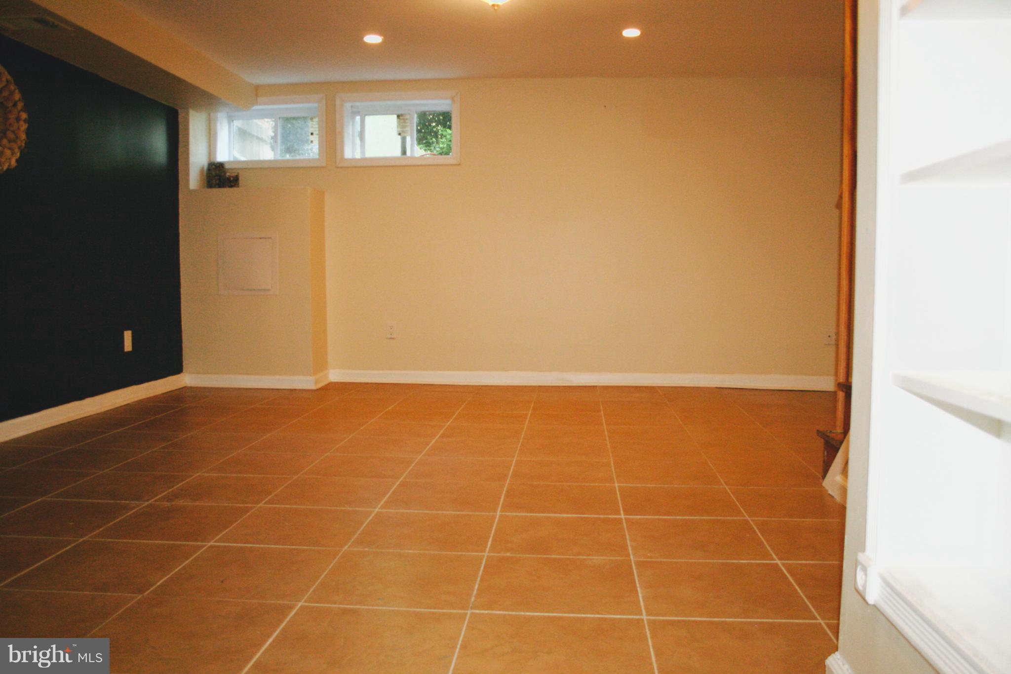 8247 Del Haven Road Baltimore, MD 21222 - Photo 10 of 20 Basement