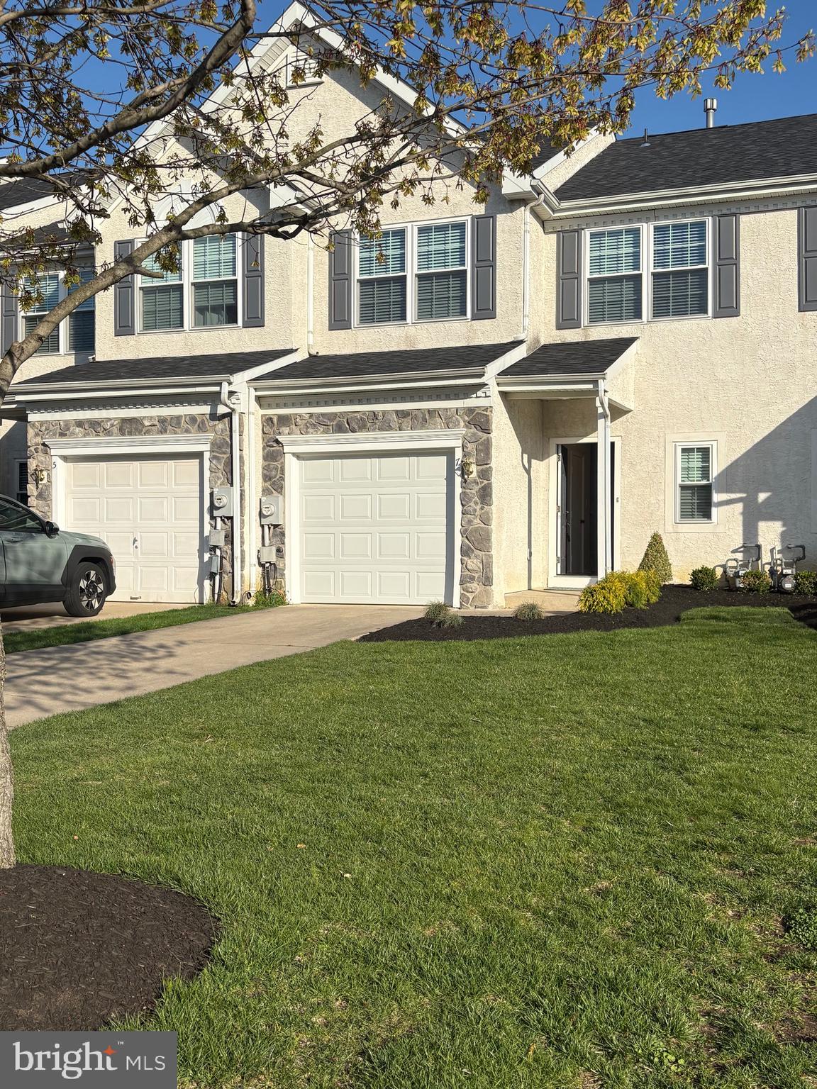 7 Chapel Hill Road Mount Laurel, NJ 08054 - Photo 1 of 31