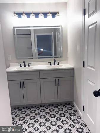 $3,300 | 7 Chapel Hill Road, Mount Laurel, NJ 08054