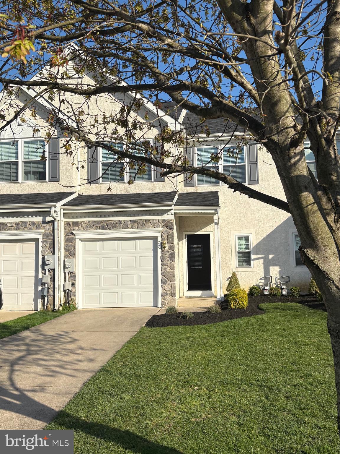 7 Chapel Hill Road Mount Laurel, NJ 08054 - Photo 2 of 31