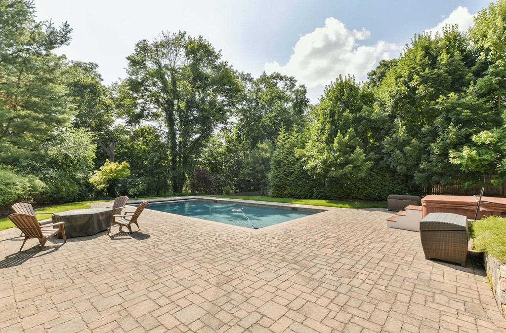 40 Rochester Road Newton, MA 02458 - Photo 28 of 29