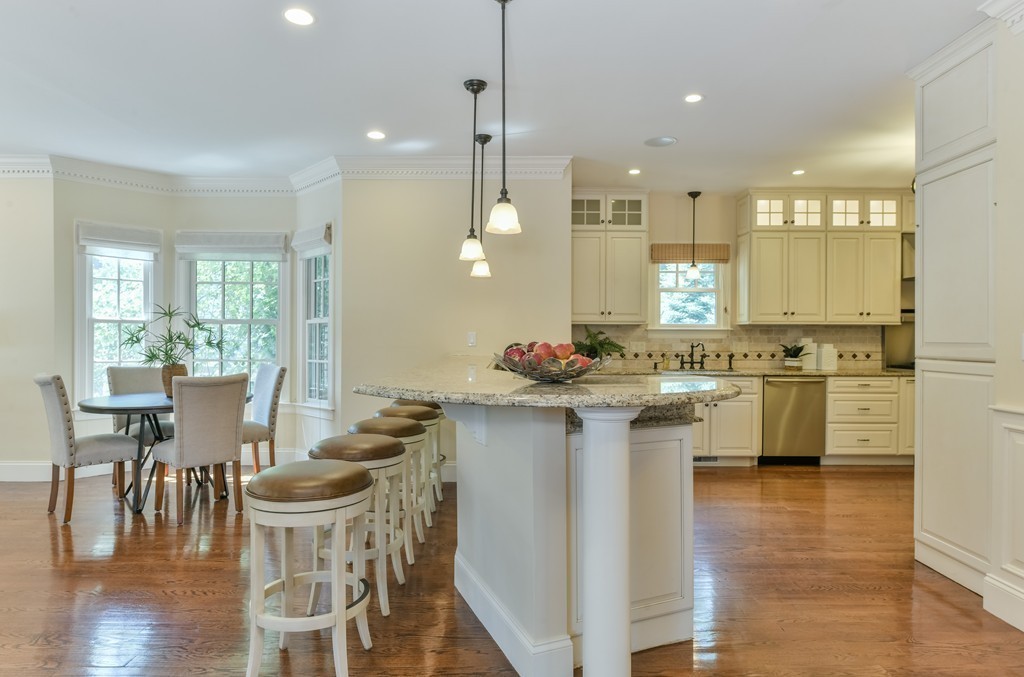 40 Rochester Road Newton, MA 02458 - Photo 8 of 29