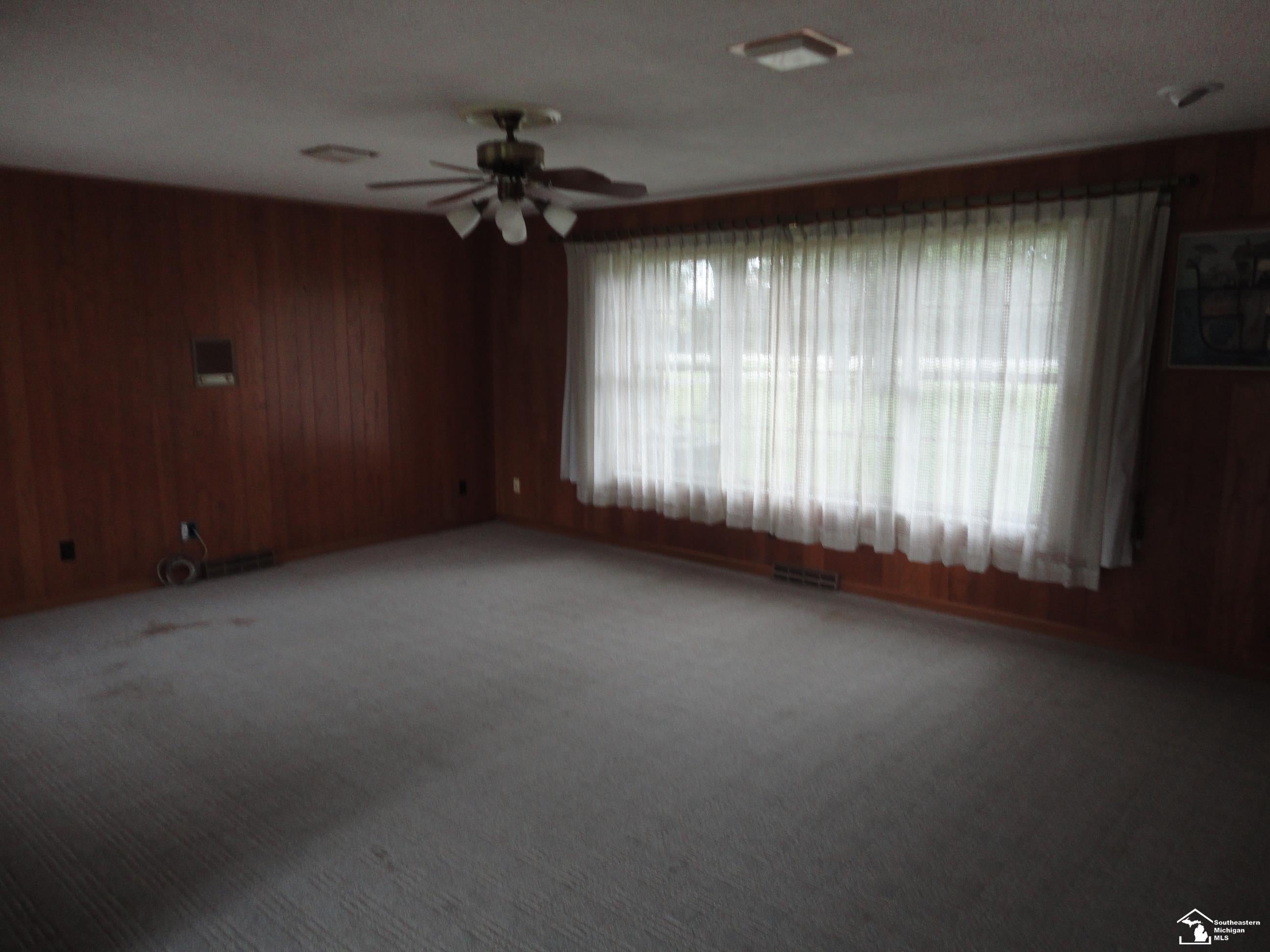 2633 Smith Road Lambertville, MI 48144 - Photo 9 of 41 Gallery Image 9