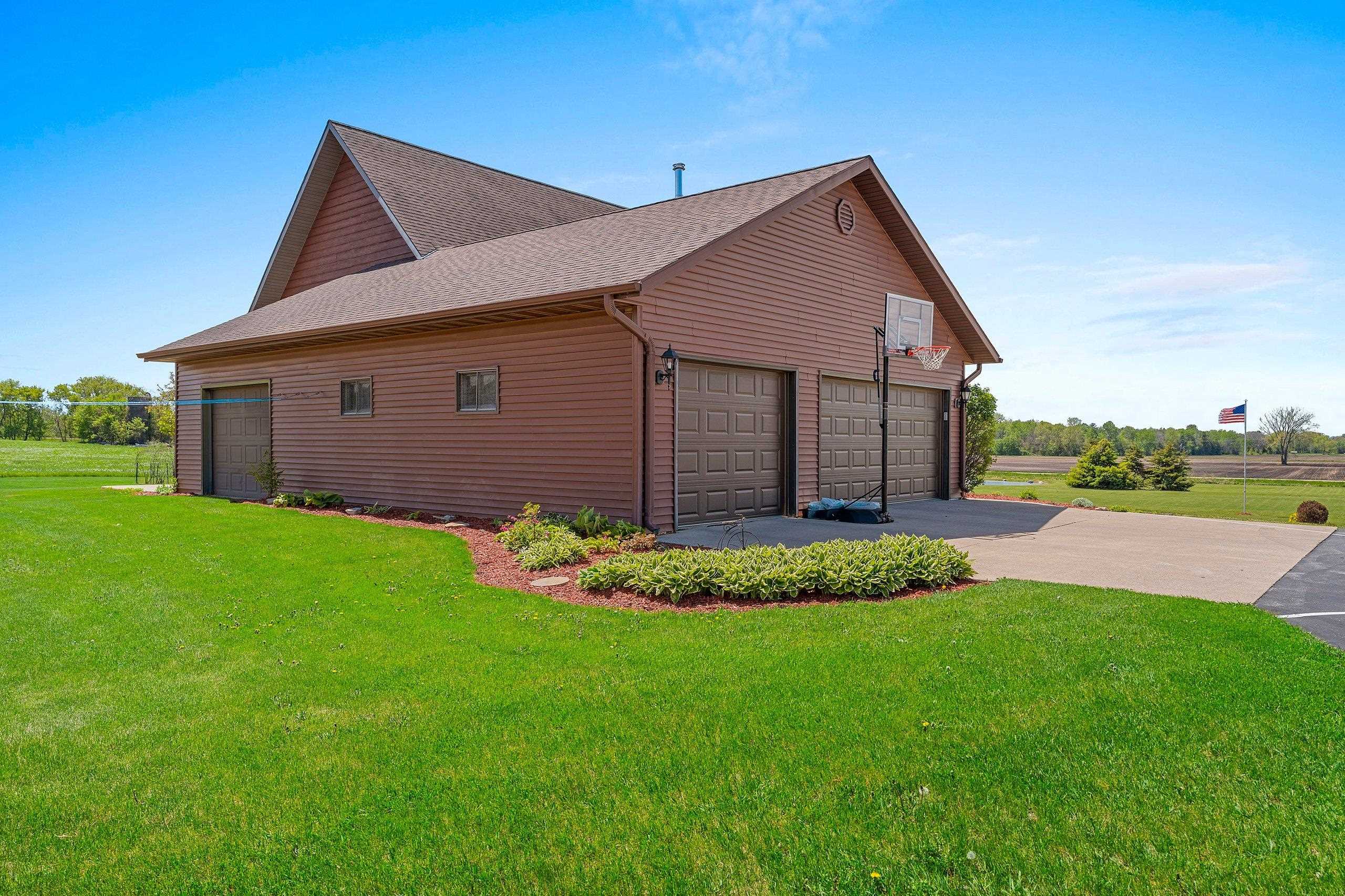 910 Shoemaker Road Brussels, WI 54204 - Photo 64 of 77