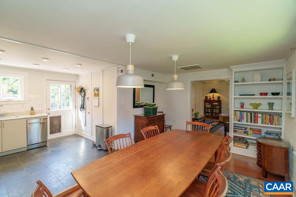 6654 Plank Road Charlottesville, VA 22903 - Photo 15 of 70