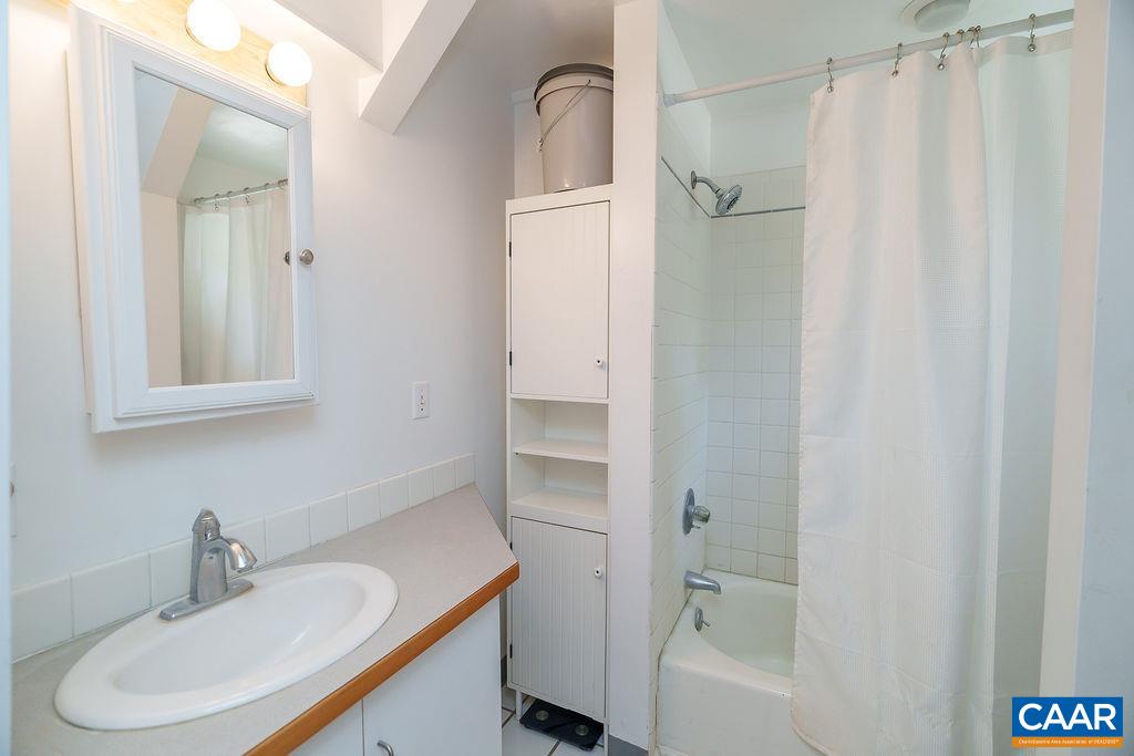 6654 Plank Road Charlottesville, VA 22903 - Photo 22 of 70