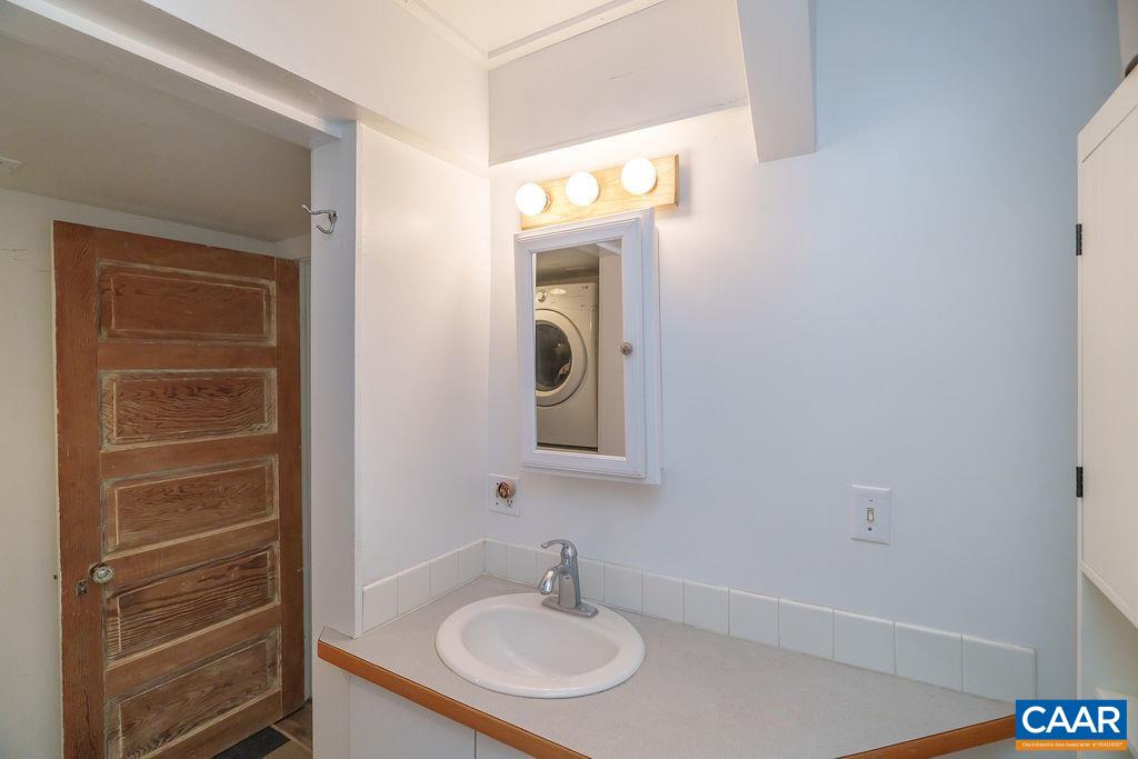 6654 Plank Road Charlottesville, VA 22903 - Photo 23 of 70