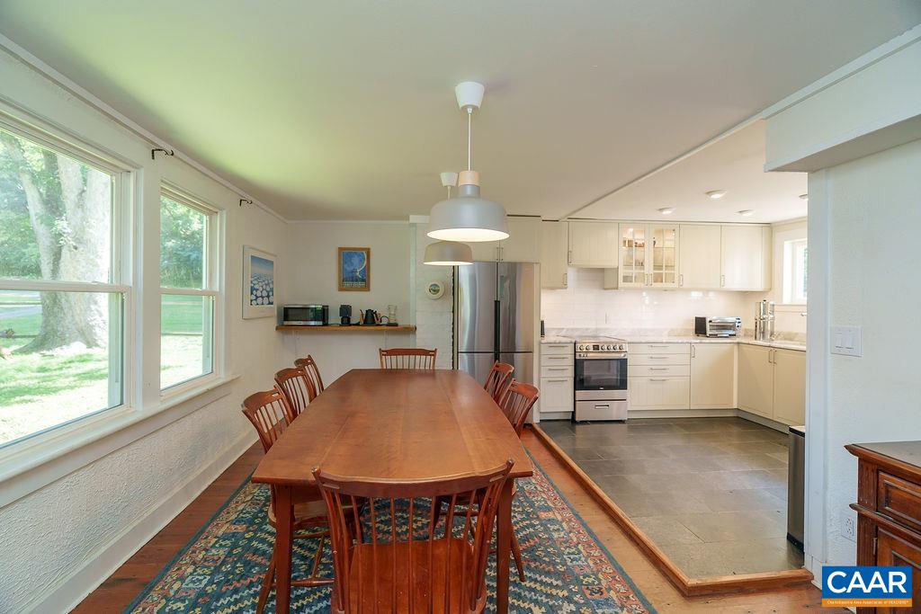 6654 Plank Road Charlottesville, VA 22903 - Photo 10 of 70