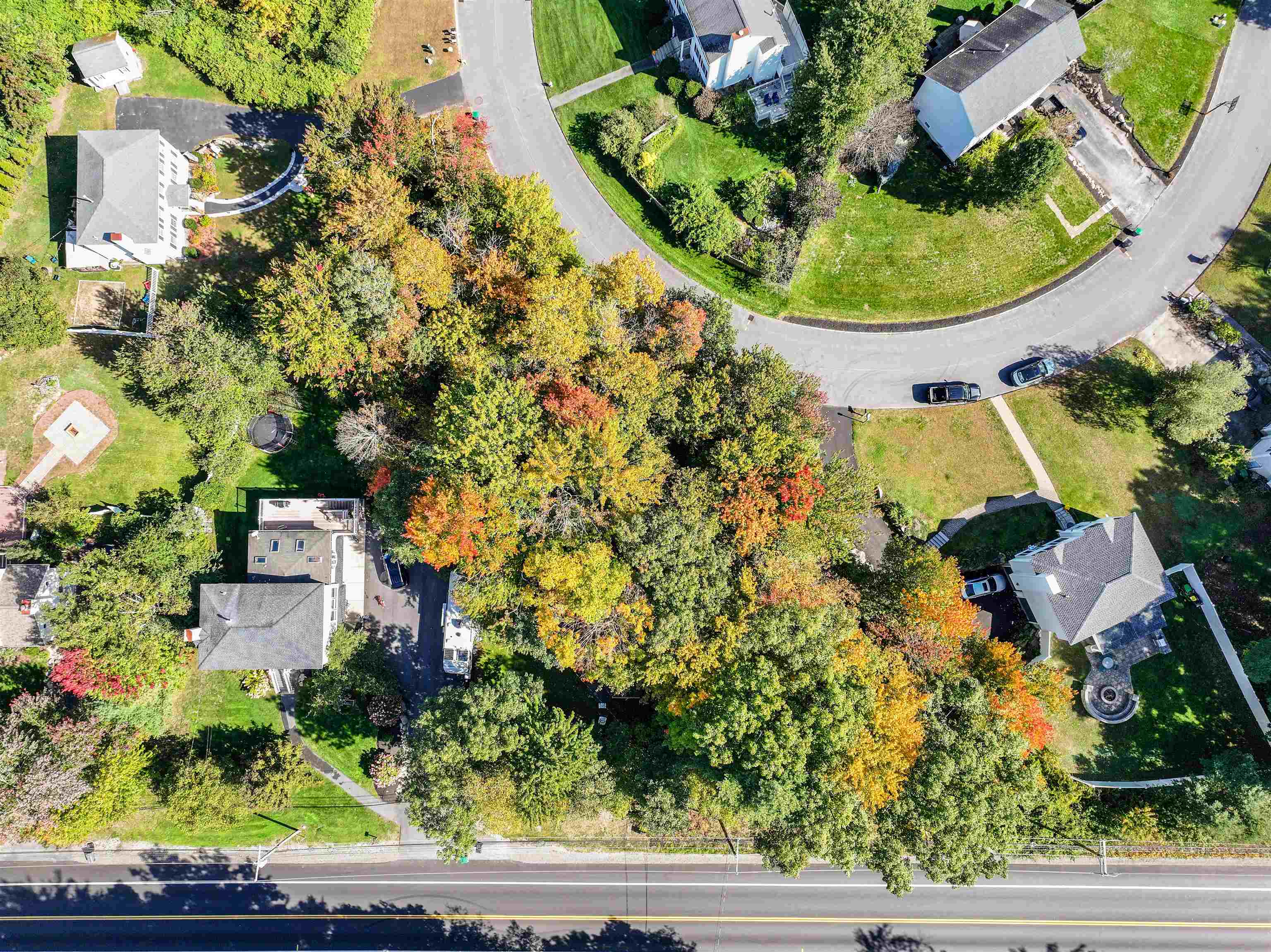 22 Harmony Lane Hooksett, NH 03106 - Photo 3 of 18