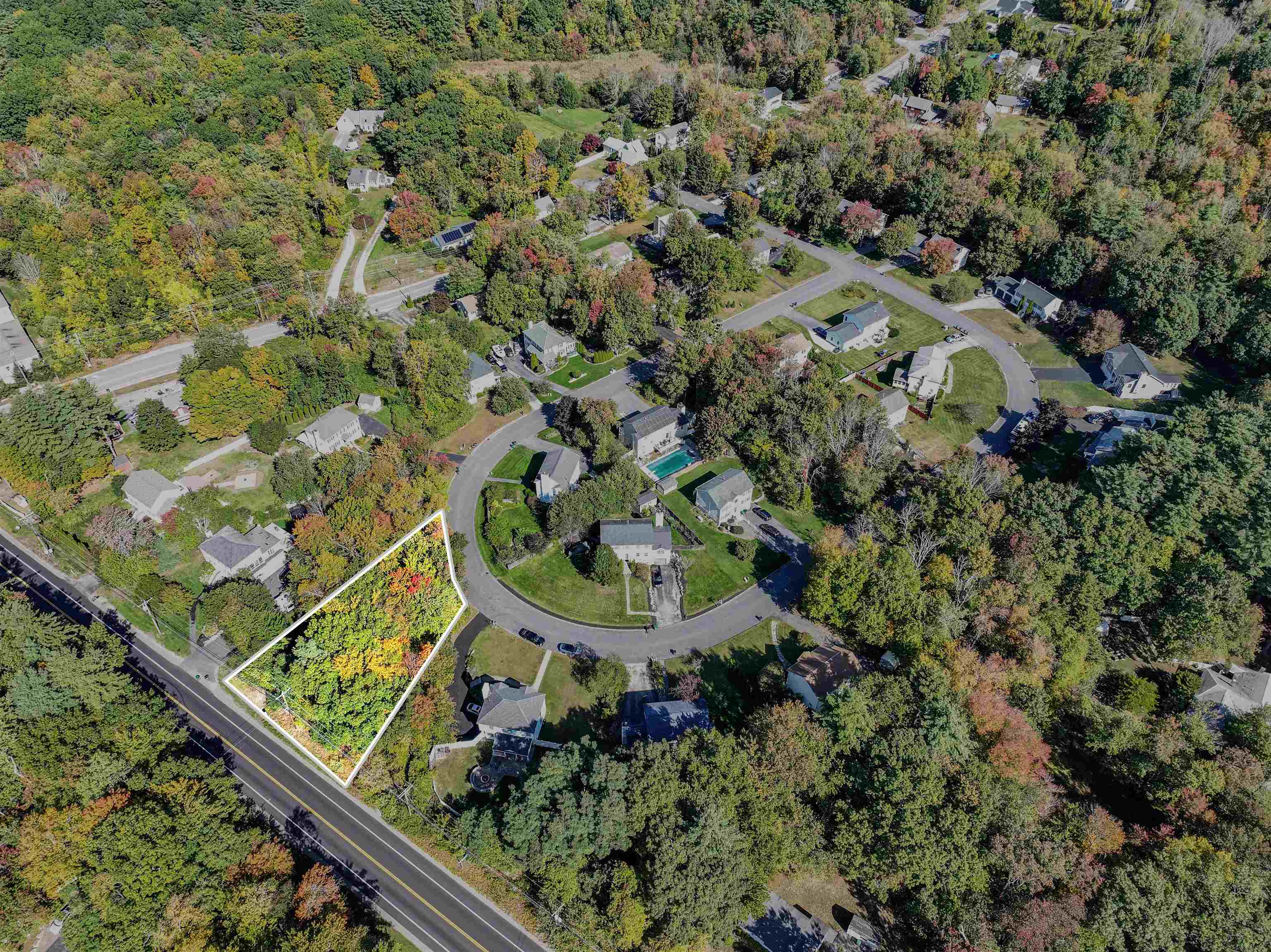 22 Harmony Lane Hooksett, NH 03106 - Photo 4 of 18