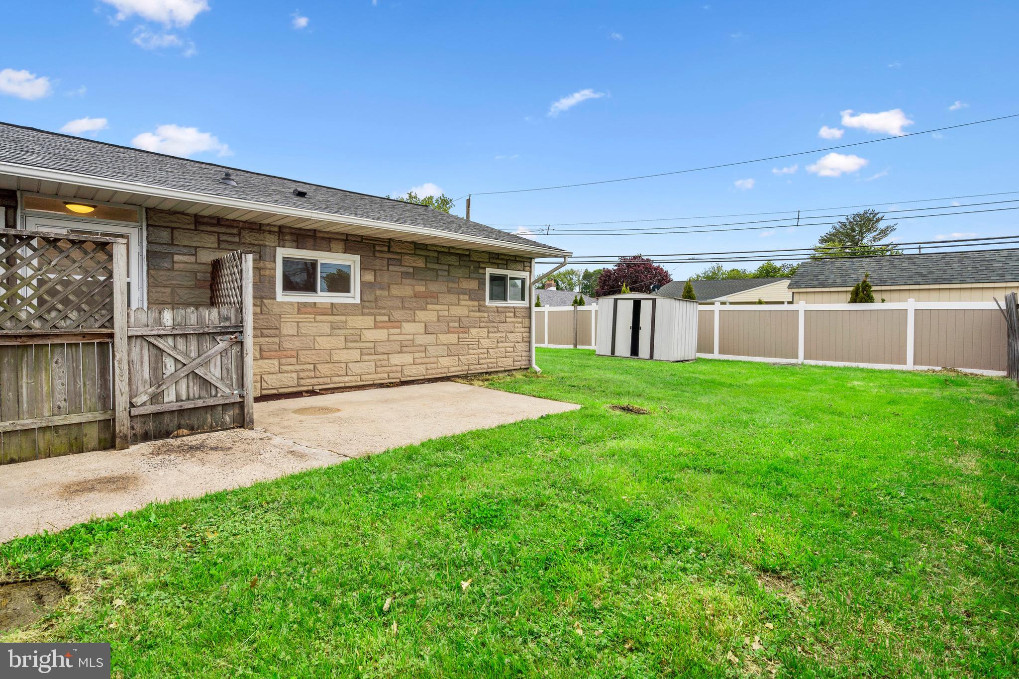 31 Gentle Road Levittown, PA 19057 - Photo 23 of 32 Side Patio