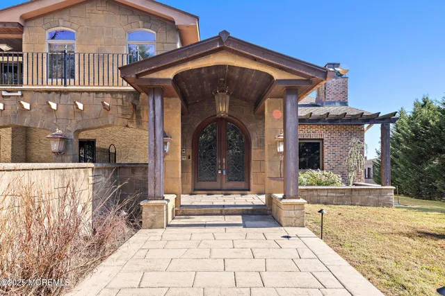 $3,100,000 | 233 Conover Lane, Red Bank, NJ 07701