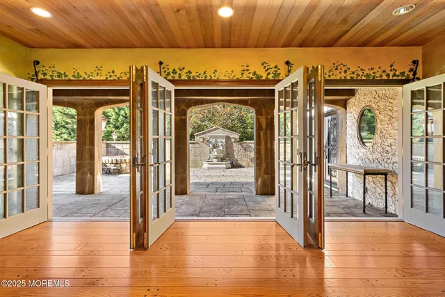 $3,100,000 | 233 Conover Lane, Red Bank, NJ 07701