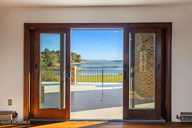 $3,100,000 | 233 Conover Lane, Red Bank, NJ 07701