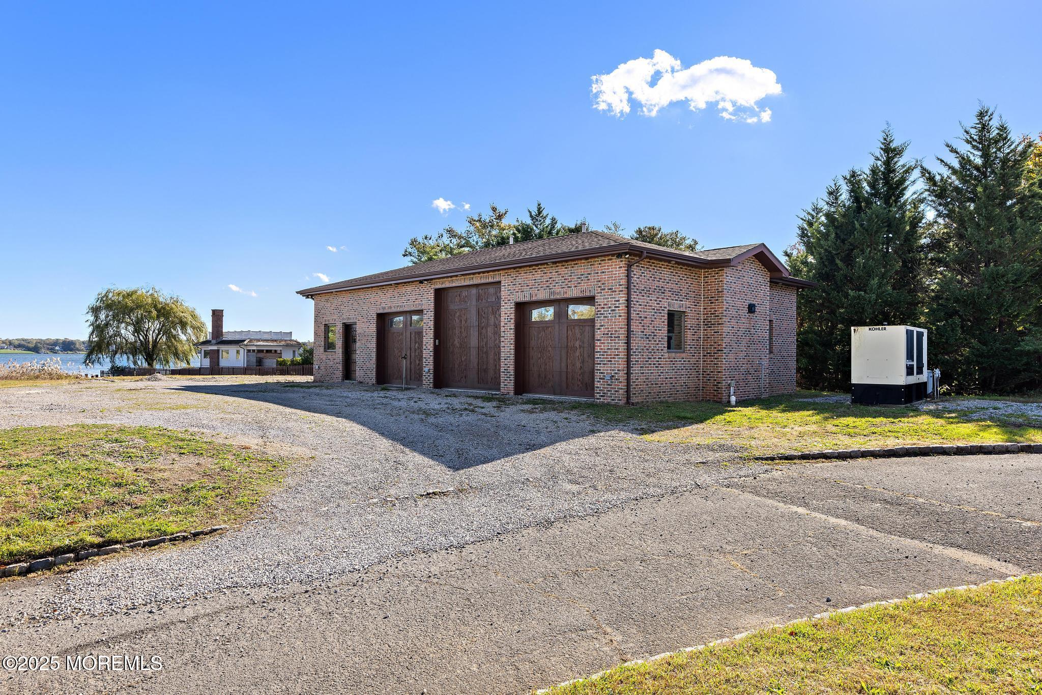 233 Conover Lane Red Bank, NJ 07701 - Photo 61 of 68 233 Conover Ln (87)