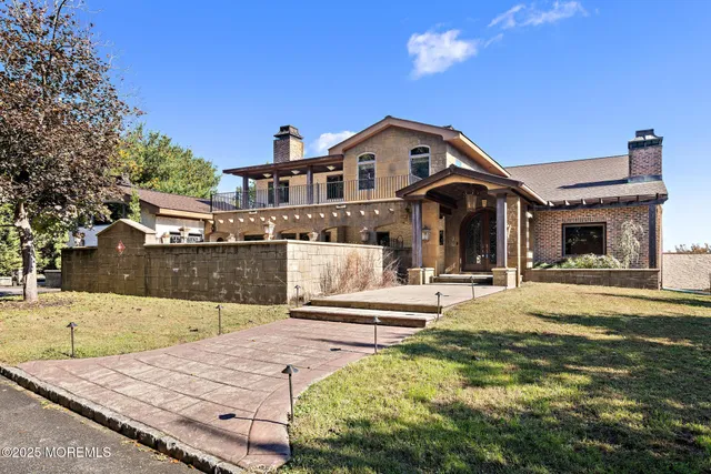 $3,100,000 | 233 Conover Lane, Red Bank, NJ 07701