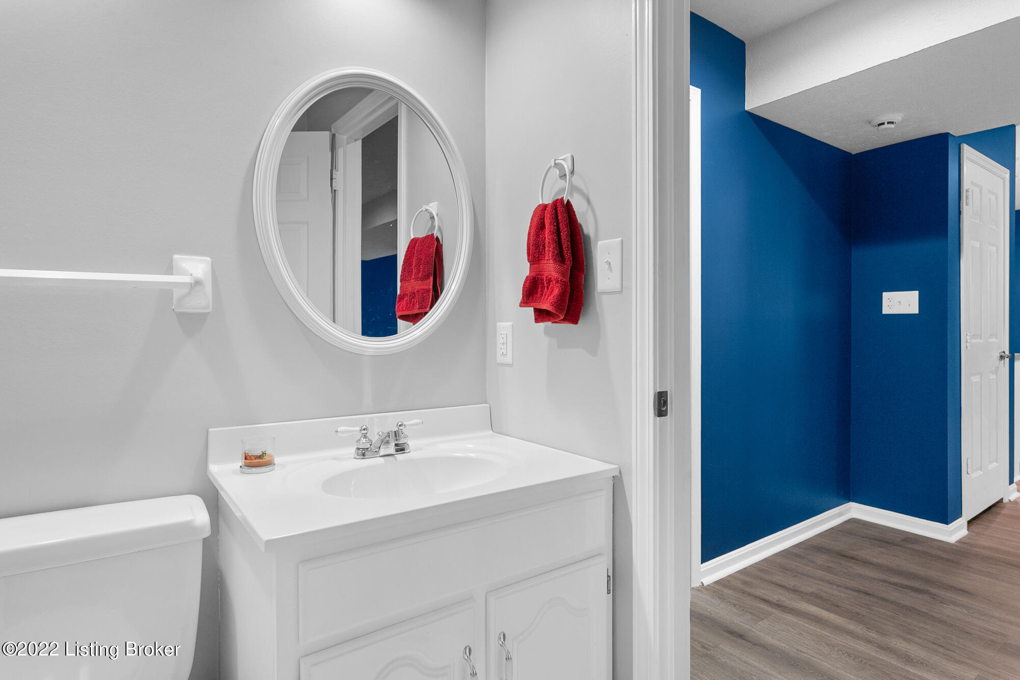 5300 Pueblo Road Louisville, KY 40207 - Photo 41 of 59 Full Bath