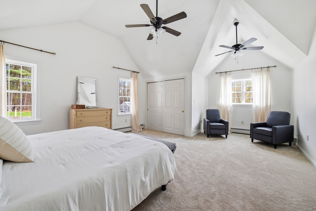 43 Carriage Hill Road Northborough, MA 01532 - Photo 16 of 35