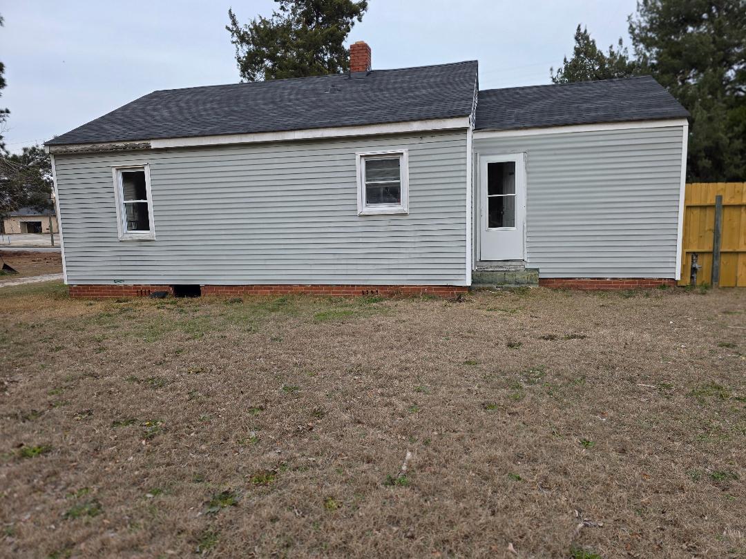 701 Stone Avenue Waynesboro, GA 30830 - Photo 3 of 10 back