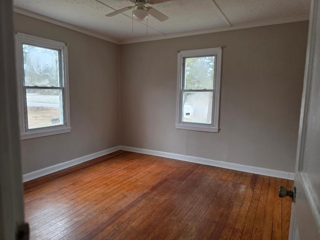 701 Stone Avenue Waynesboro, GA 30830 - Photo 6 of 10 front bedroom