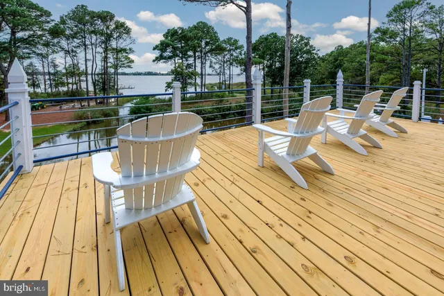 a view of deck with patio