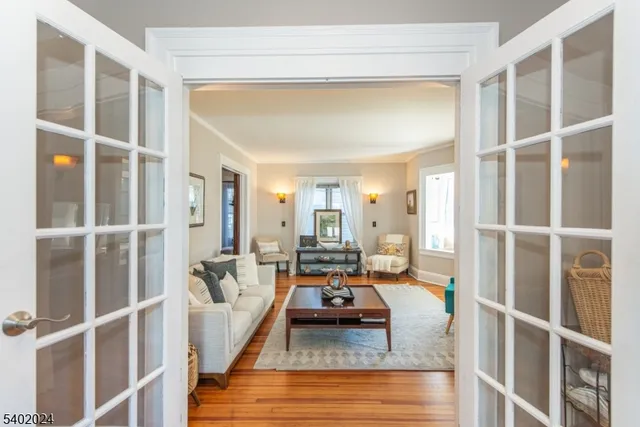 $4,500 | 77 Central Avenue, Unit 1, Montclair, NJ 07042