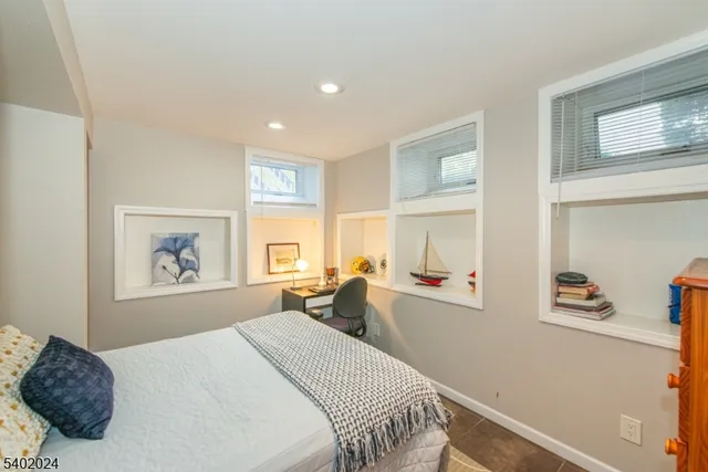 $4,500 | 77 Central Avenue, Unit 1, Montclair, NJ 07042