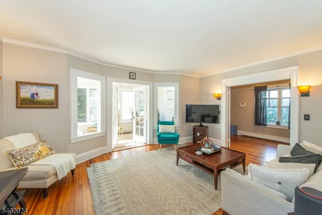 $4,500 | 77 Central Avenue, Unit 1, Montclair, NJ 07042