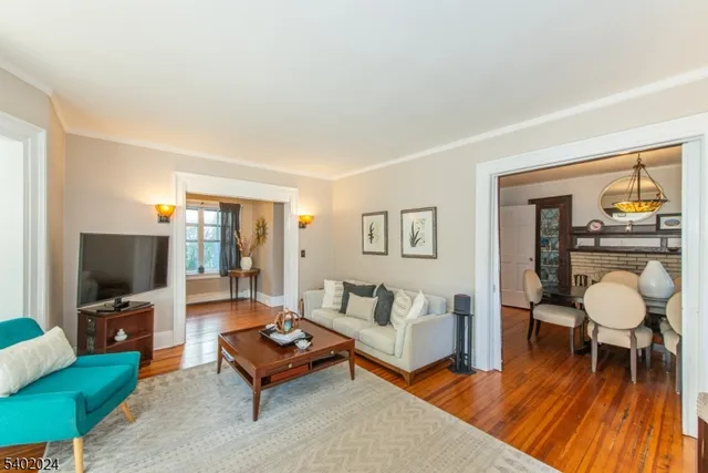 $4,500 | 77 Central Avenue, Unit 1, Montclair, NJ 07042