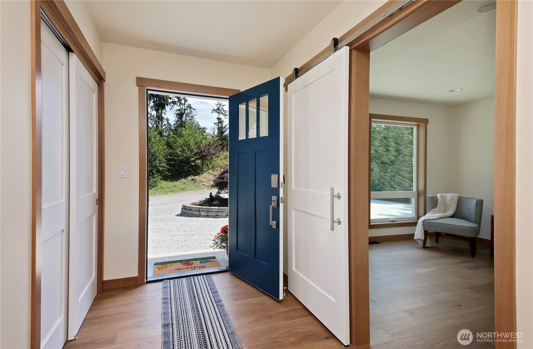6621 Sills Road Clinton, WA 98236 - Photo 8 of 40 Gallery Image 8