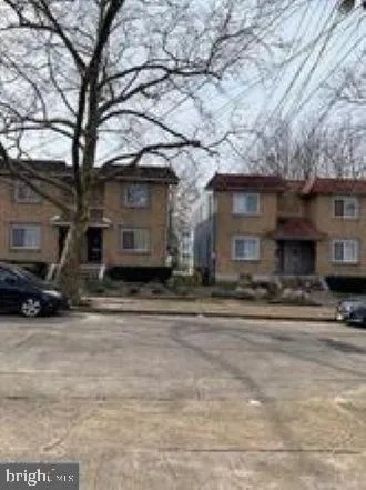 $1,300 | 1927 West River Drive, Pennsauken, NJ 08110