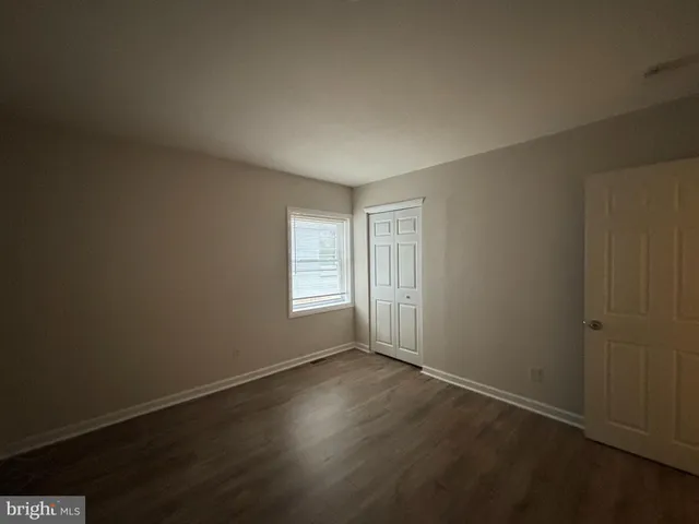 $1,300 | 1927 West River Drive, Pennsauken, NJ 08110