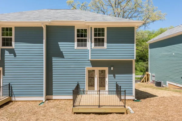 $1,895 | 1054 East Elmwood Drive, Chattanooga, TN 37405