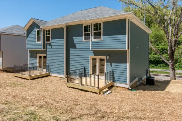 $1,895 | 1054 East Elmwood Drive, Chattanooga, TN 37405