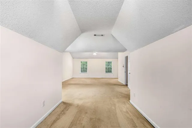 a view of empty room with window