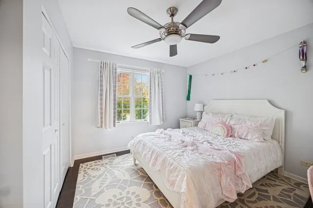 $489,900 | 11152 Indian Woods Drive, Indian Head Park, IL 60525