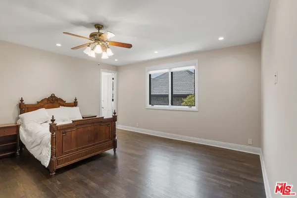 $6,950,000 | 15515 Collina Strada, Los Angeles, CA 90077